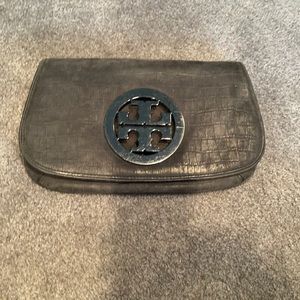 Ash grey Tory Burch clutch